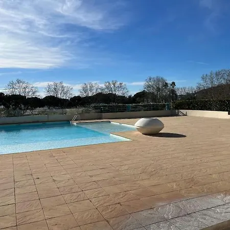 F2 Cozy Vue Mer, Piscine, Parking, à Pied ! Antibes