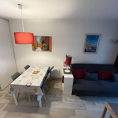 F2 Cozy Vue Mer, Piscine, Parking, à Pied ! Antibes